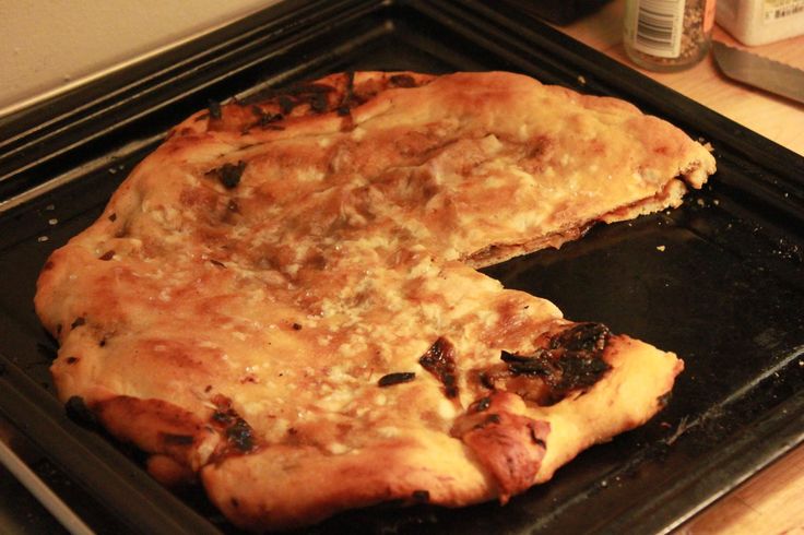 onion flatbread