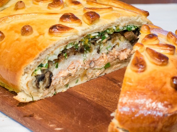 Russian meat pie